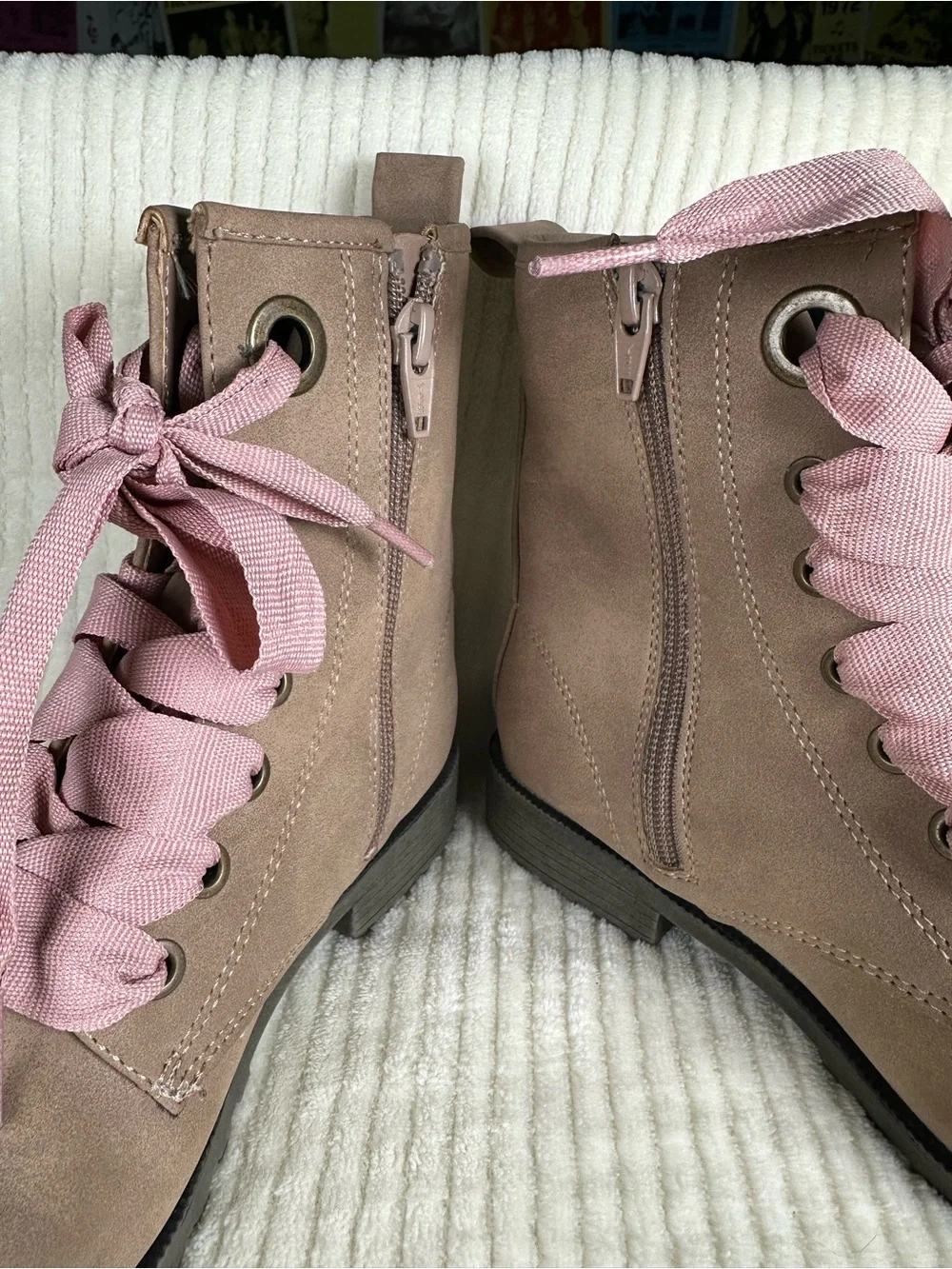 Cat & Jack Girls Tan Combat Boots Size 3